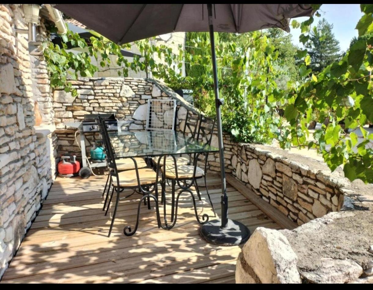 B&B La Vieille Source Saint-Martin-dʼArdèche Стая снимка