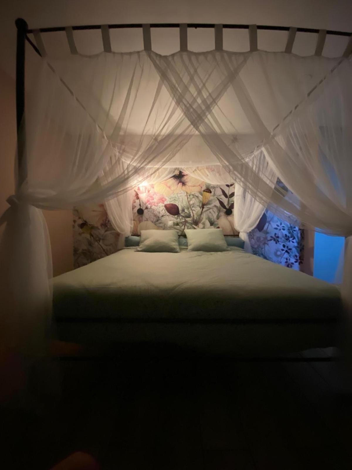 B&B La Vieille Source Saint-Martin-dʼArdèche Стая снимка